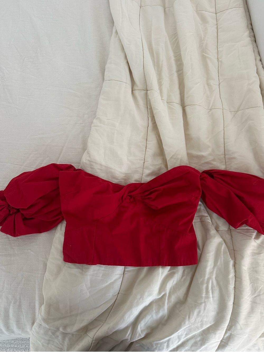 Red Off-Shoulder Puff Sleeve Crop Top